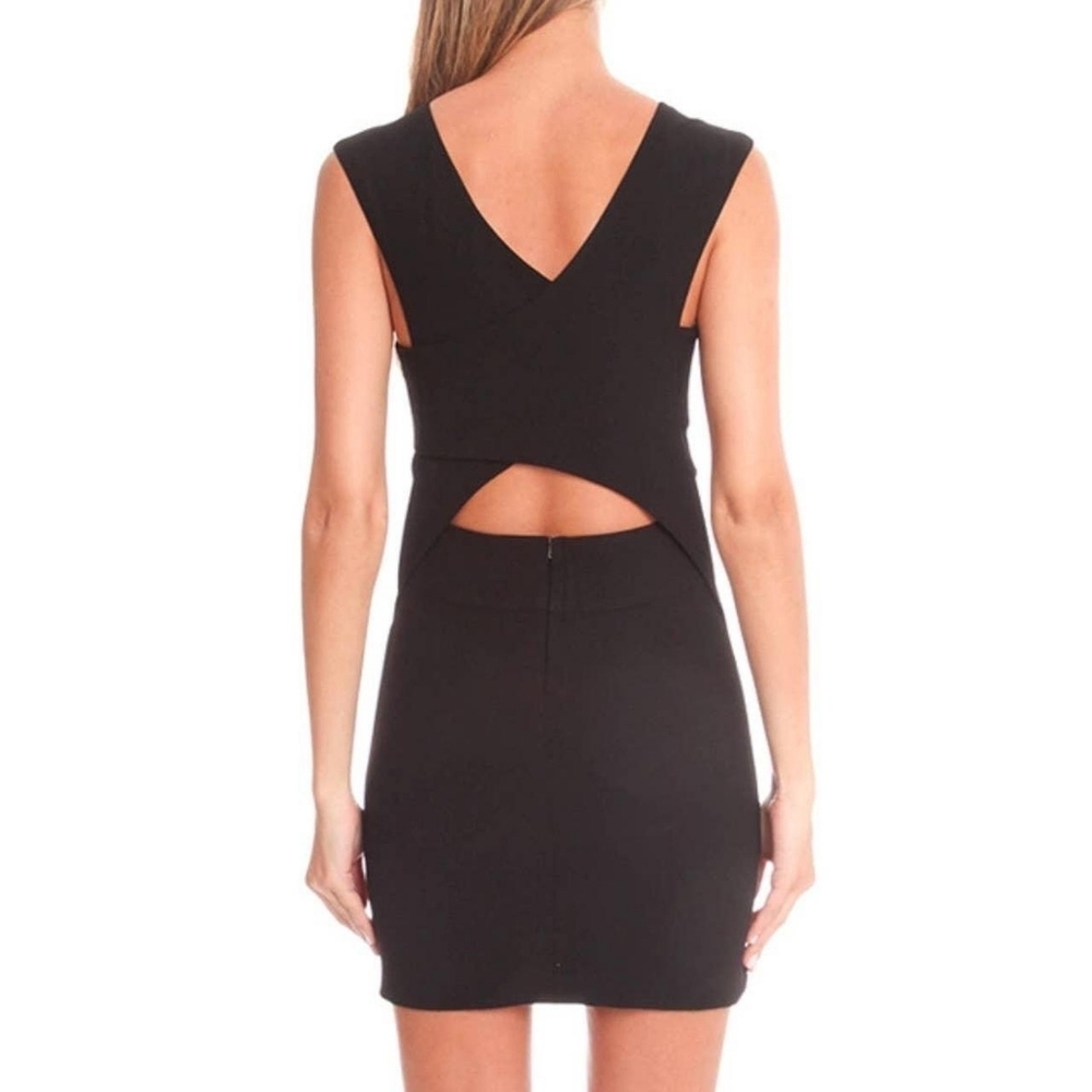 Cute & Sexy IRO Calley Key Hole Black Dress Size 42EU/10US New With Tags - Picture 2 of 16